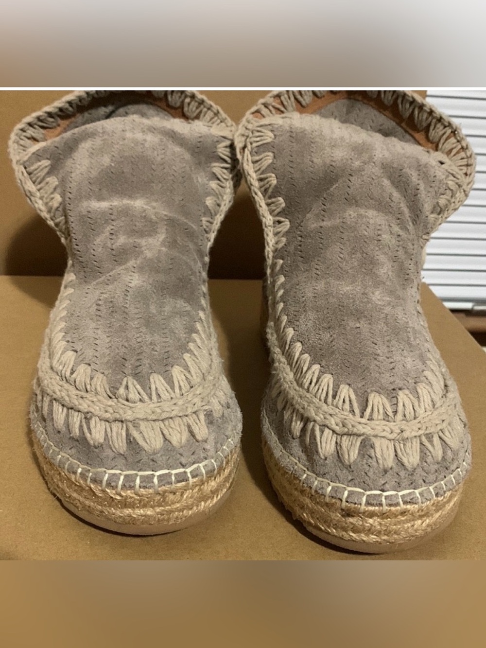 MOU MOU ESKIMO 18 JUTE PERFORATED SUEDE ANKLE BOOT GREYISH BEIGE 37 NEVER WORN